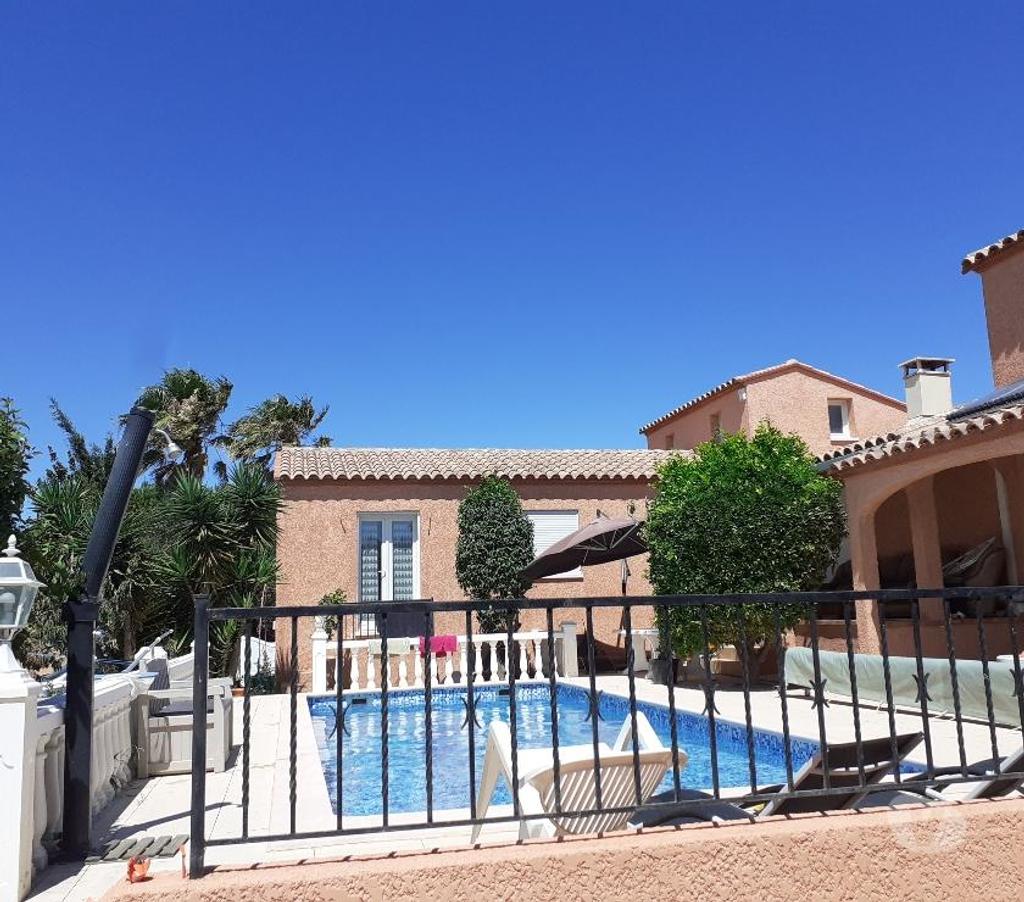 location saisonniere Pyrénées-Orientales Canet en Roussillon - 66140 - Photos Vivastreet dispo.16 Aout* Bel Villa Pyrénées Clim. pisc privé10x4m