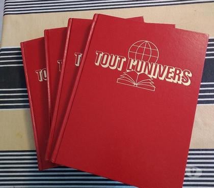 Livres occasion Roussillon Vaucluse - Photos Vivastreet Encyclopédie TOUT L'UNIVERS