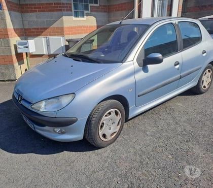 Vente voiture Bapaume Pas-de-Calais - Photos Vivastreet PEUGEOT 206 1.6 i 16V 110cv