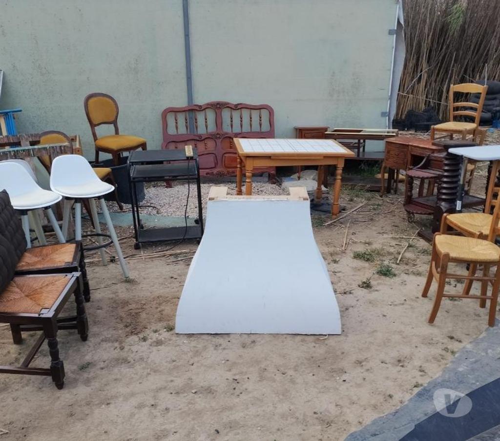 Ameublement & art de la table Pyrénées-Orientales Perpignan - Photos Vivastreet Armoires, Livings, Lits, Étagère, Pend. +divers véhicules