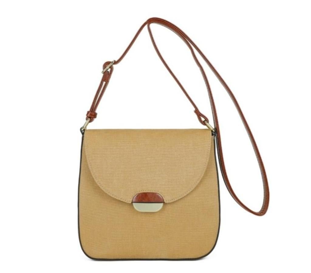 Accessoires - Bagagerie Oise Beauvais - 60000 - Photos Vivastreet Sac bandoulière Inès DELAURE – Modèle 1685259Camel