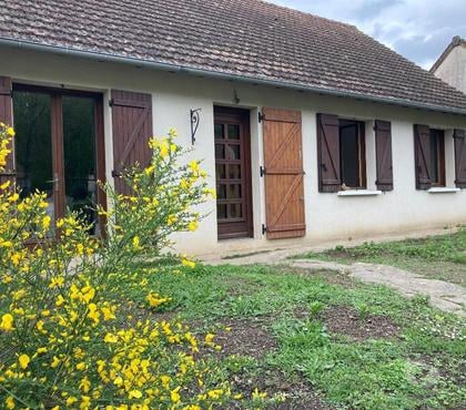 Maison à vendre Herisson Allier - Photos Vivastreet Maison - 120 m² - Charmant village de France