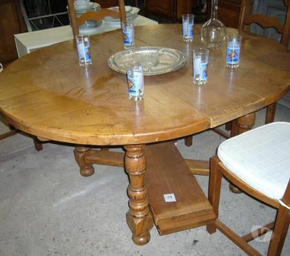 Ameublement - art de la table Sartrouville Yvelines - Photos Vivastreet Table en bois massif et 4 chaises, promotion