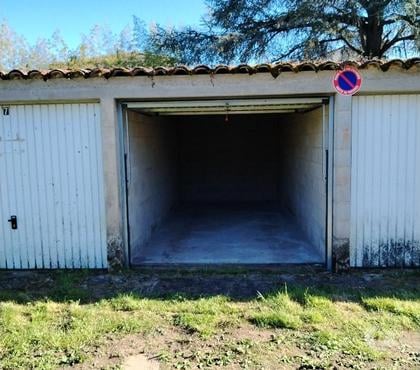 Parkings - Garages Albi Tarn - Photos Vivastreet Loue albi garage fermé 85€