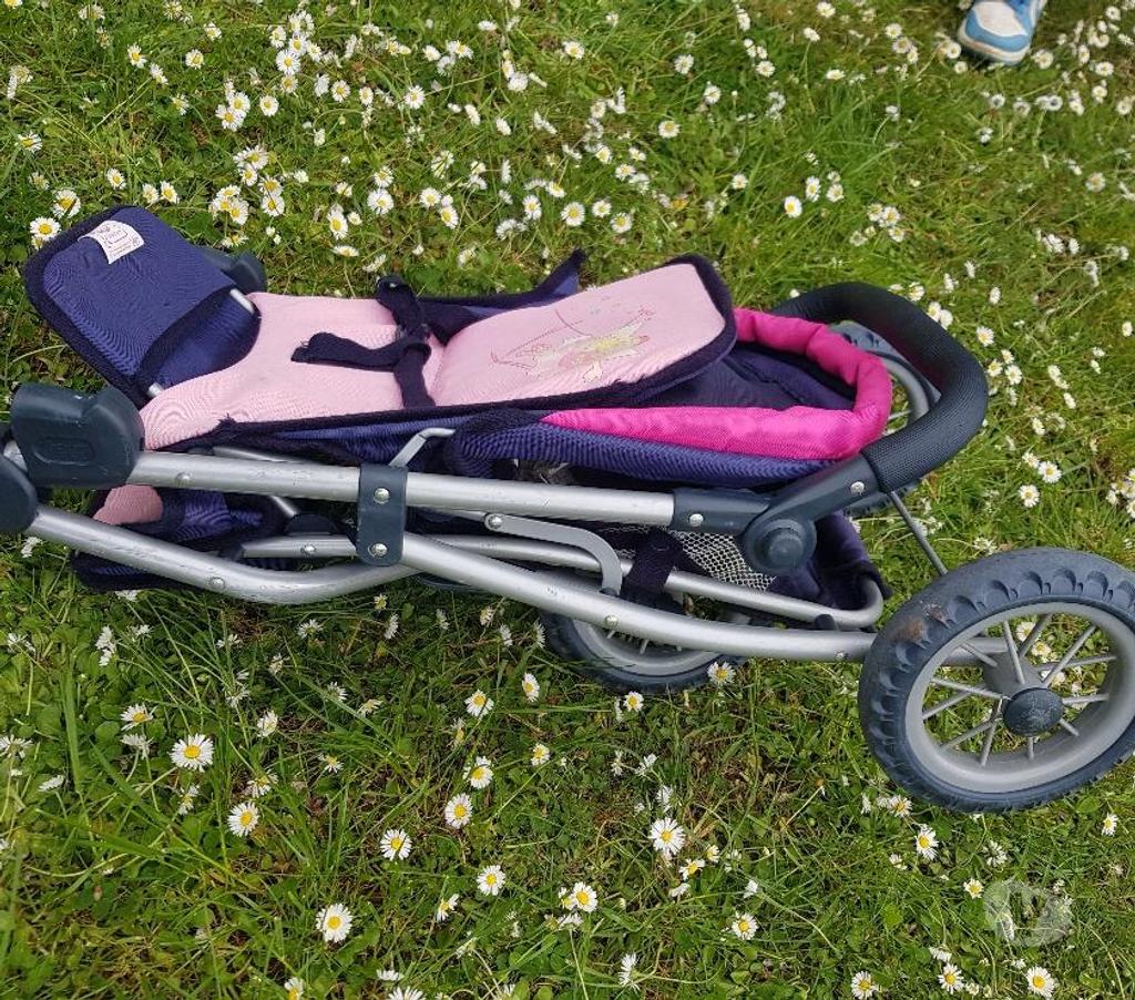 Jeux - Jouets Essonne Juvisy sur Orge - 91260 - Photos Vivastreet poussette pliante poupées
