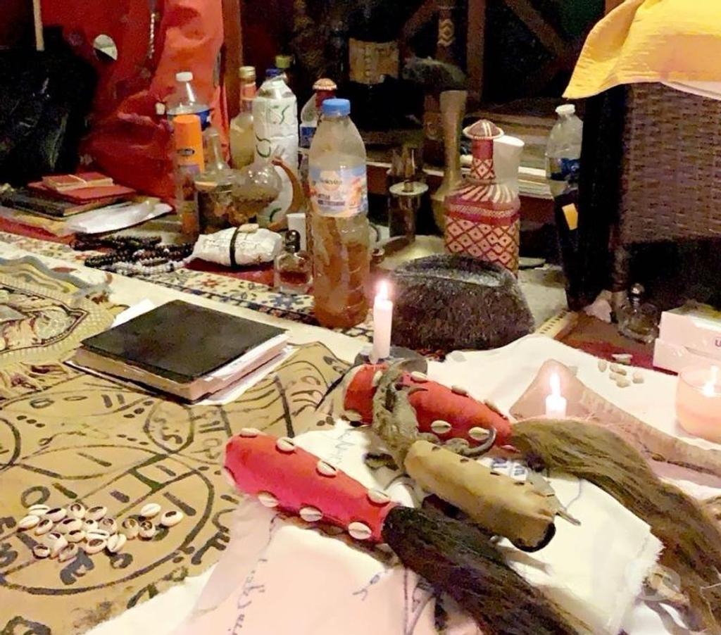 Horoscope - Voyance Bouches-du-Rhône Marseille - Photos Vivastreet Retour affectif | Retrouver l’être aimé grand marabout