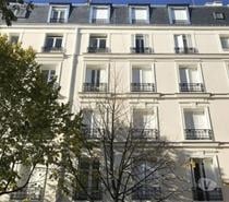 23 pièces immeuble récent