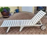 Wattrelos - Nord — Chaise longue et chaises de relaxation