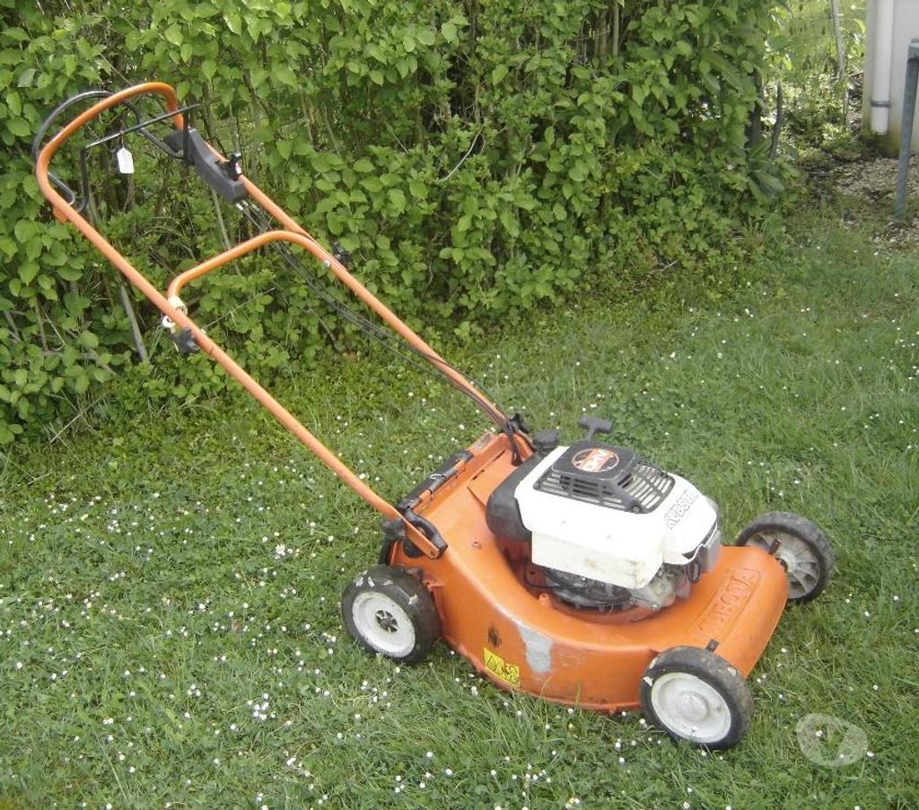  Côte-d'Or Chevigny St Sauveur - 21800 - Photos Vivastreet tondeuse kubota W 521 TC