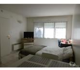 BEAU STUDIO MEUBLE 22 m2 avec PARKING Privé