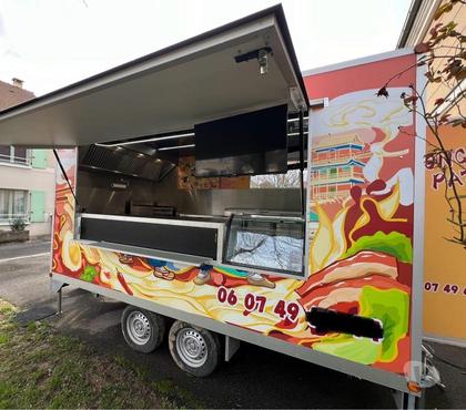 Véhicules utilitaires Bussy St Georges Seine-et-Marne - Photos Vivastreet Food Truck Remorque Snack Équipée