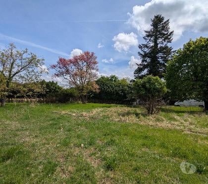 Terrain à vendre Trevoux Ain - Photos Vivastreet Terrain à Bâtir
