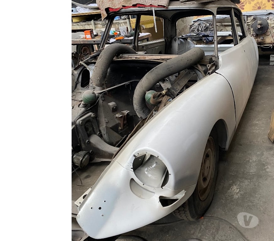 Voiture de collection Tarn Mazamet - 81200 - Photos Vivastreet VDS CITROEN ID 19 RESTAURATION EN COURS