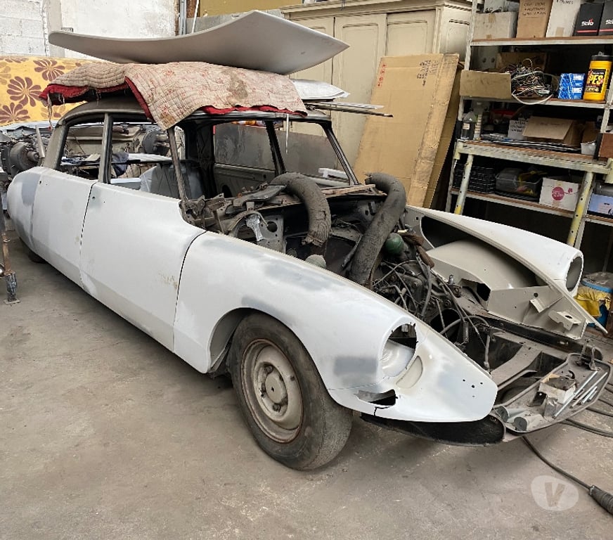 Voiture de collection Tarn Mazamet - 81200 - Photos Vivastreet VDS CITROEN ID 19 RESTAURATION EN COURS