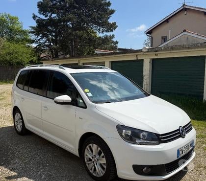 Vente voiture Lyon Lyon - Photos Vivastreet VOLKSWAGEN TOURAN 2.0 TDI 140 BlueMotion, DSG6