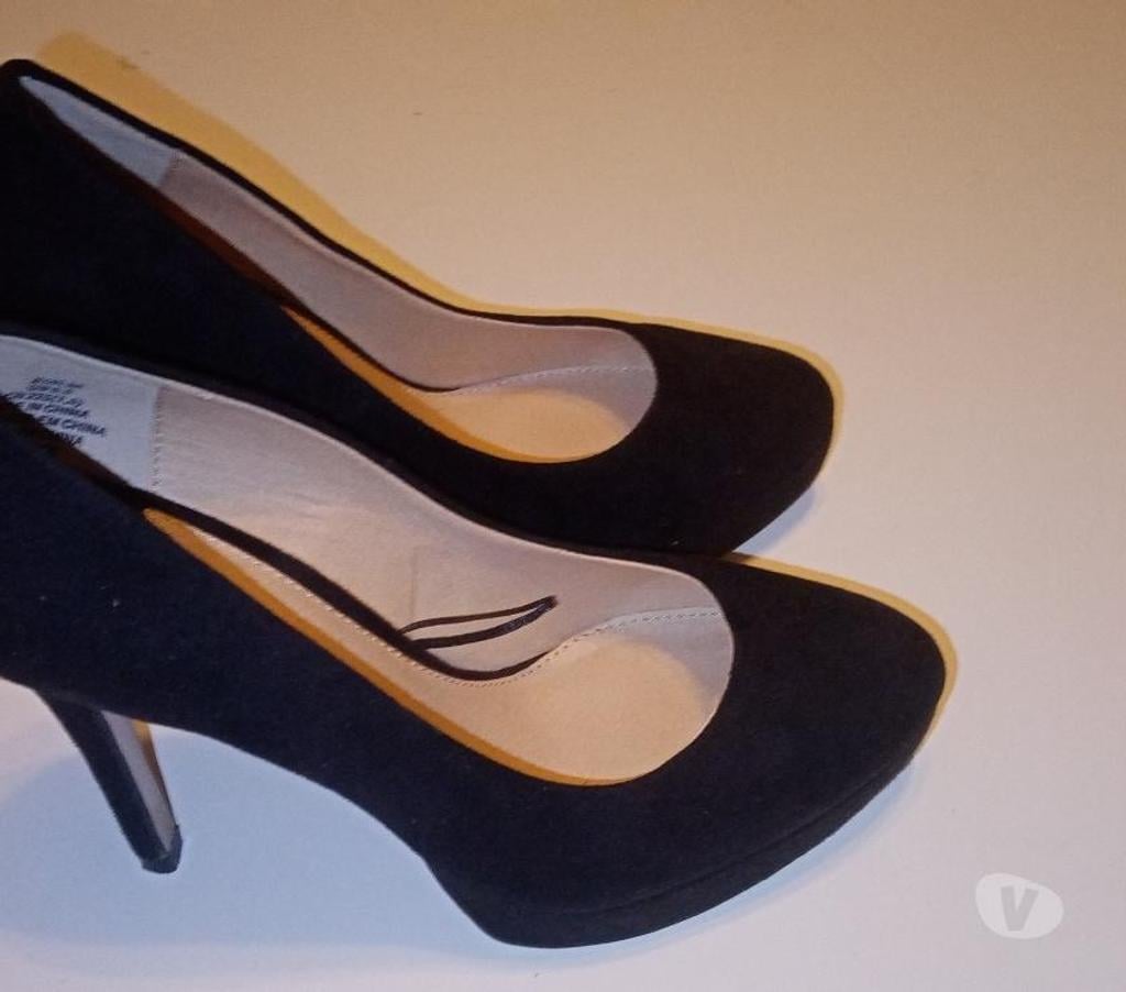 Chaussures Yvelines Velizy Villacoublay - 78140 - Photos Vivastreet chaussure femme H&M