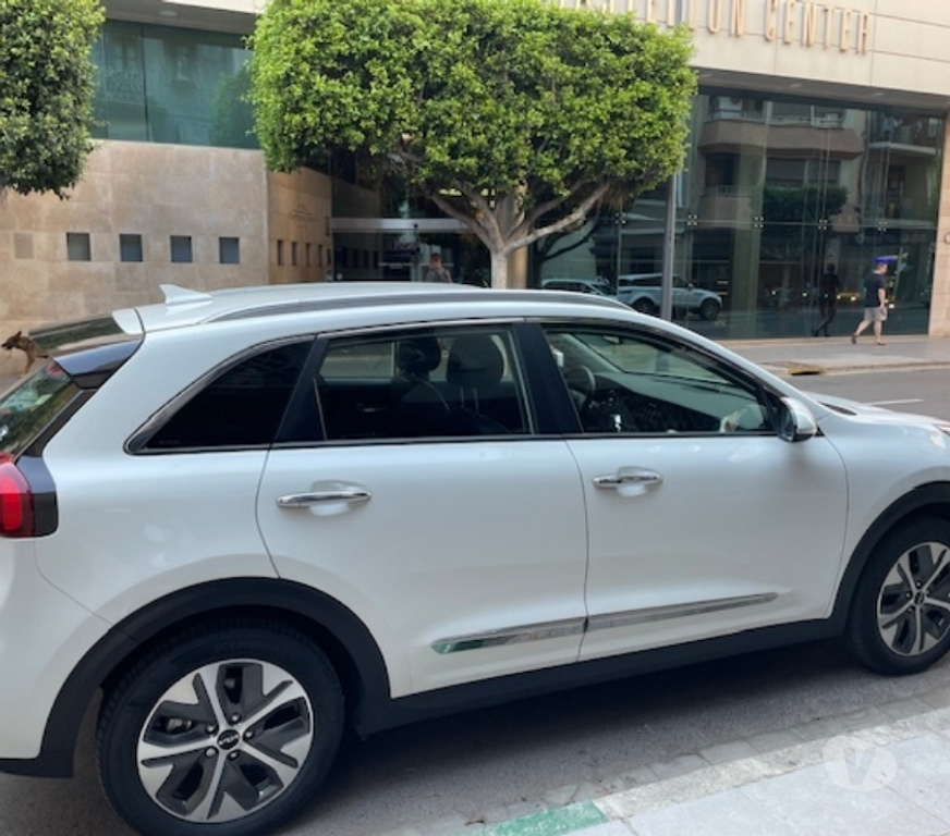Voiture d'occasion Pyrénées-Orientales Perpignan - Photos Vivastreet KIA NIRO ELECTRIQUE