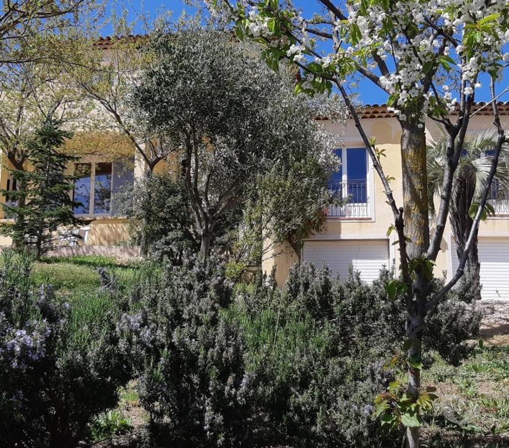 Vente Maison Var St Maximin la Ste Baume - 83470 - Photos Vivastreet Villa exceptionnelle sous estimation cause expatriation.