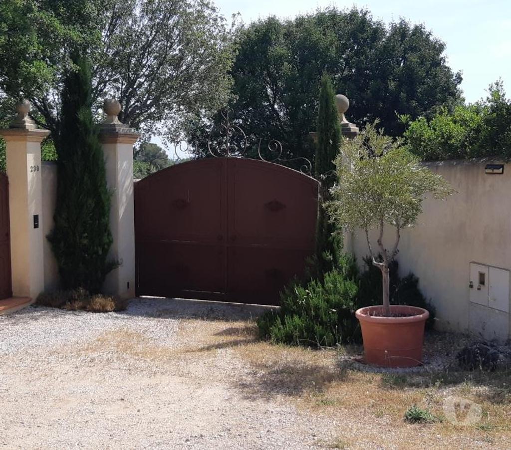 Vente Maison Var St Maximin la Ste Baume - 83470 - Photos Vivastreet Villa exceptionnelle sous estimation cause expatriation.