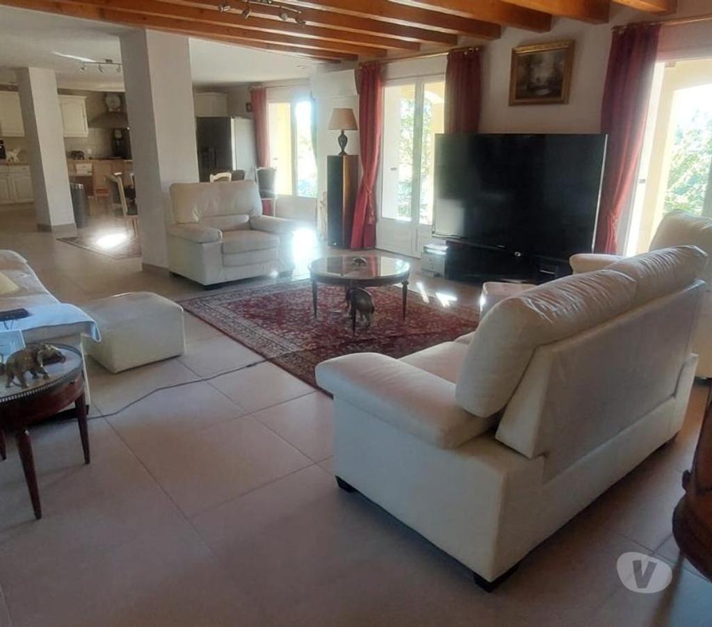 Vente Maison Var St Maximin la Ste Baume - 83470 - Photos Vivastreet Villa exceptionnelle sous estimation cause expatriation.