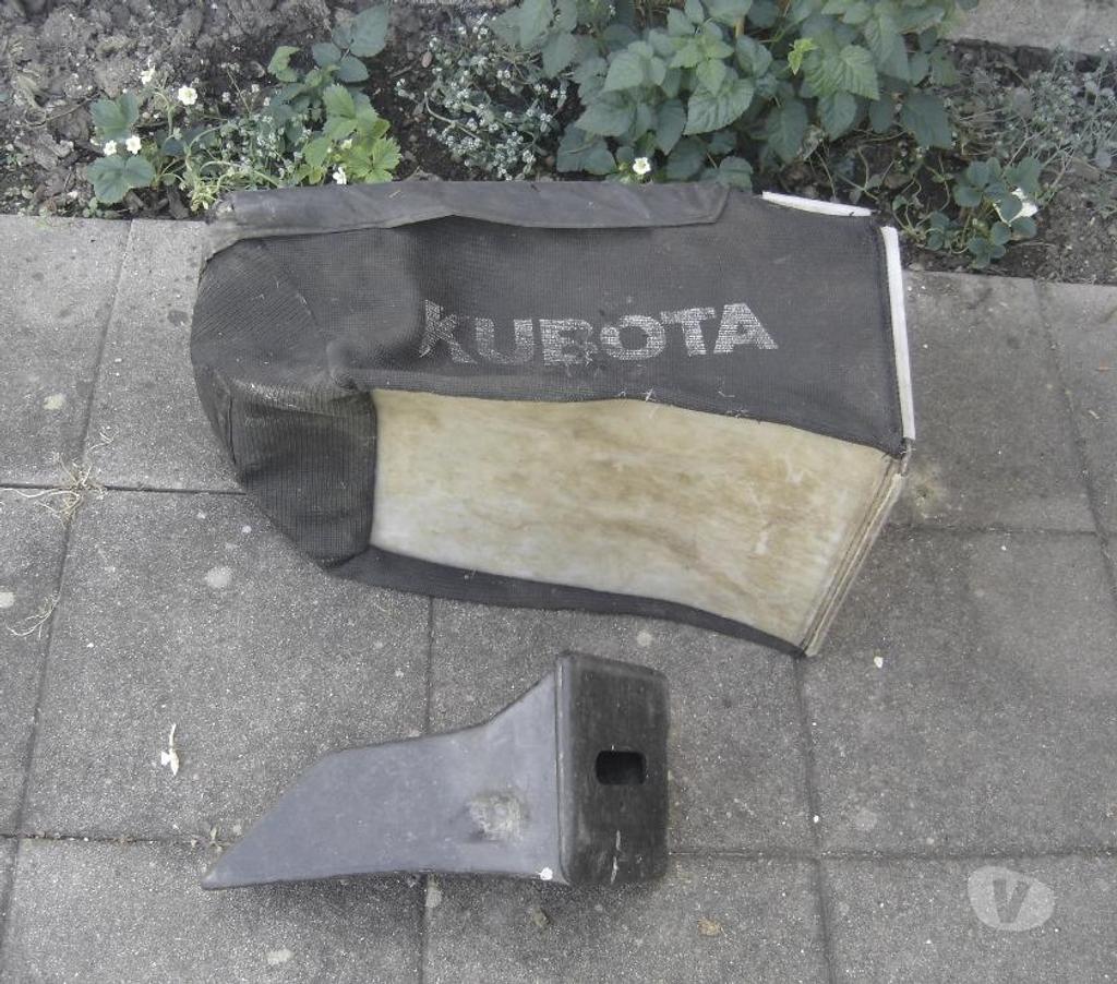  Côte-d'Or Chevigny St Sauveur - 21800 - Photos Vivastreet bac de ramassage et obturateur tondeuse kubota W521 W621 W72