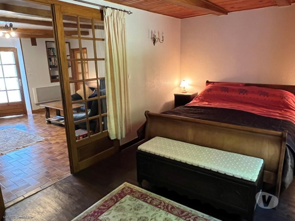 Vente Maison Deux-Sèvres Chef Boutonne - 79110 - Photos Vivastreet Maison De Campagne Située Au Calme A Vendre. 2 Chambres Et...