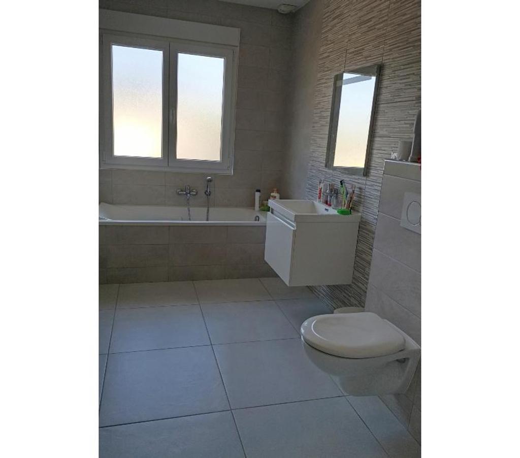 Vente Maison Haut-Rhin Kingersheim - 68260 - Photos Vivastreet Dans lotissement calme