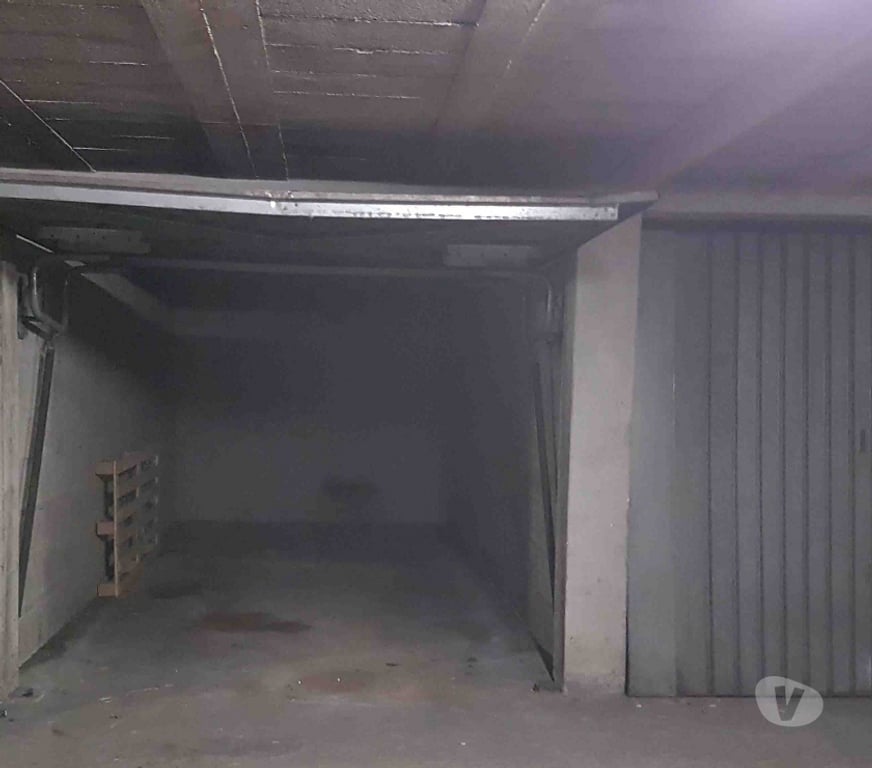 Vente Parking Essonne Boussy St Antoine - 91800 - Photos Vivastreet Vend box Boussy-Saint-Antoine