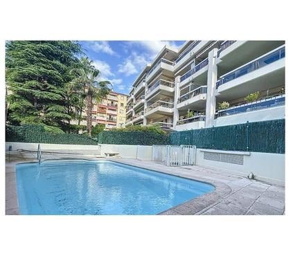 Vente Appartement Cannes Alpes-Maritimes - Photos Vivastreet STUDIO 21 M2 TERRASSE CAVE BOX PISCINE DANS LA RESIDENCE
