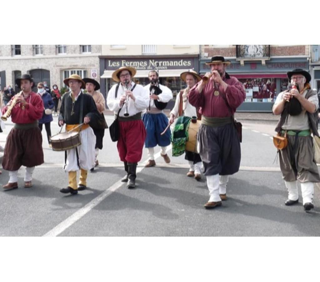 Organisations d'evènements Morbihan Queven - 56530 - Photos Vivastreet Troupe bretonne festive