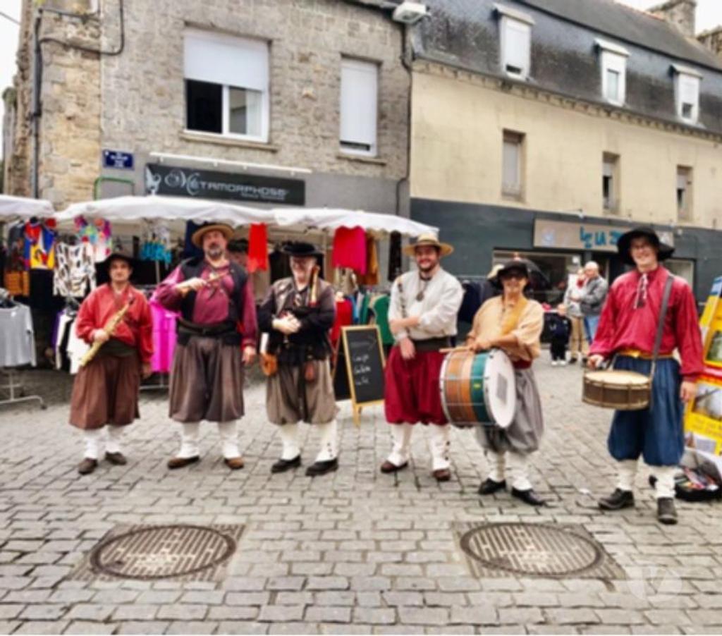 Organisations d'evènements Morbihan Queven - 56530 - Photos Vivastreet Troupe bretonne festive