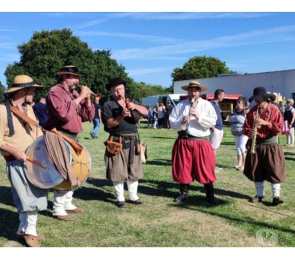Organisations d'evènements Morbihan Queven - 56530 - Photos Vivastreet Troupe bretonne festive