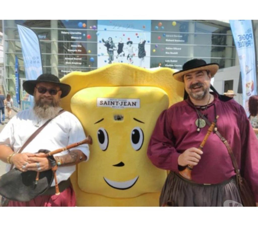 Organisations d'evènements Morbihan Queven - 56530 - Photos Vivastreet Troupe bretonne festive