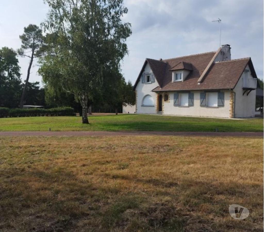 Vente Maison Loir-et-Cher Romorantin Lanthenay - 41200 - Photos Vivastreet Maison de charme proche centre-ville avec terrain boisé