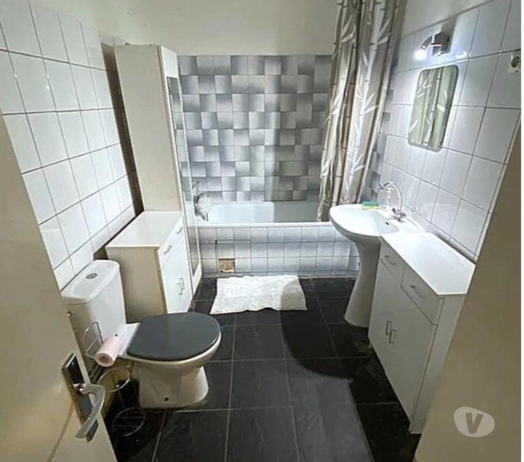 Appartements à vendre Alpes-Maritimes La Trinite - 06340 - Photos Vivastreet Appartement 32 m2 - 1 pièce