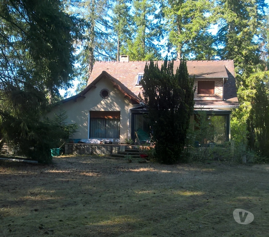 Vente Maison Ardèche Ardoix - 07290 - Photos Vivastreet Propriété secteur golf de Limére