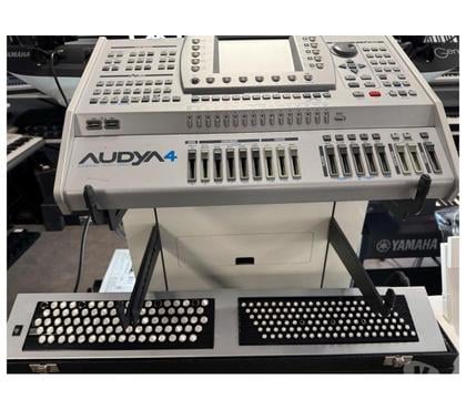 Instruments de musique Mommenheim Bas-Rhin - Photos Vivastreet KETRON AUDYA4 + Clavier bouton