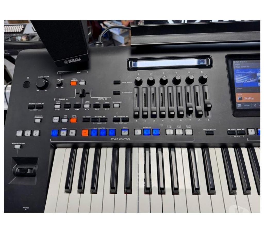 Instruments de musique Bas-Rhin Mommenheim - 67670 - Photos Vivastreet Yamaha Genos1 - Clavier Arrangeur 76 Touches