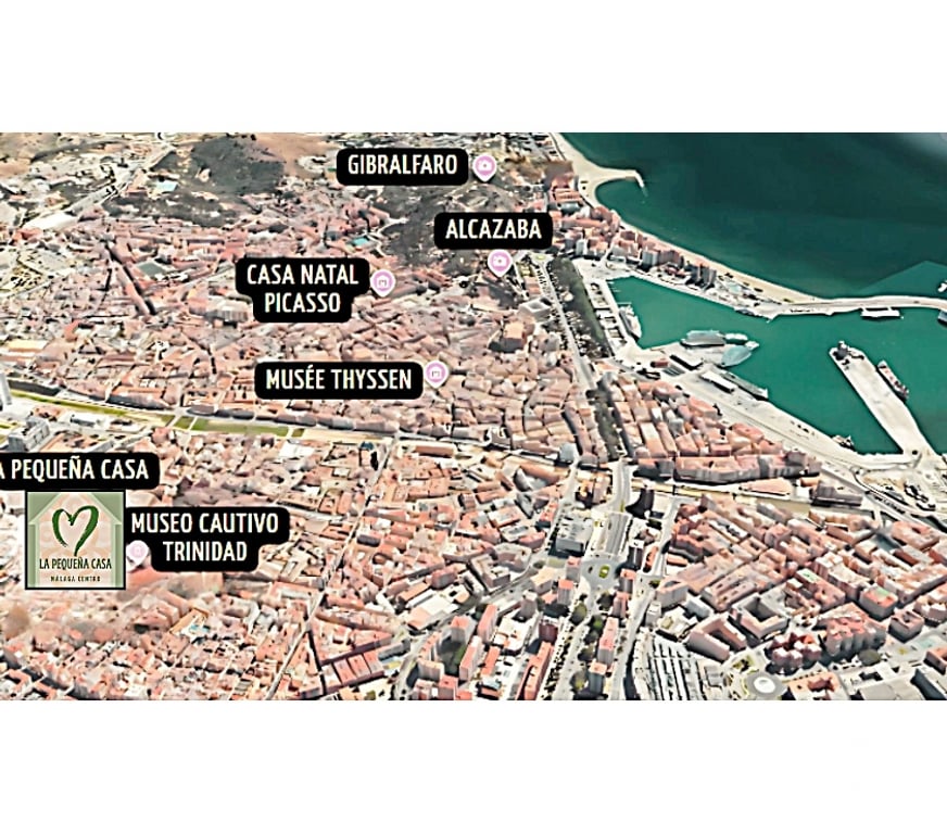 location saisonniere Espagne - Photos Vivastreet Petite maison avec patio au centre de Málaga