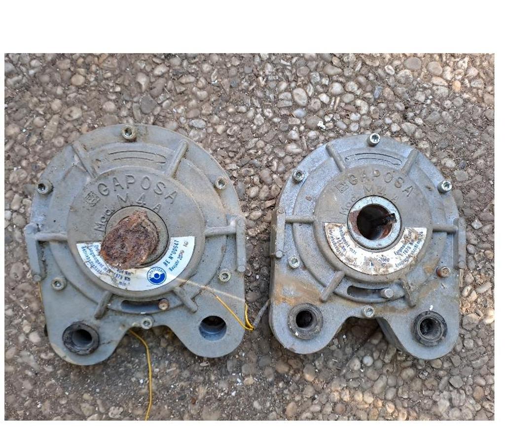  Seine-et-Marne Montceaux les Provins - 77151 - Photos Vivastreet moteur rideau roulant