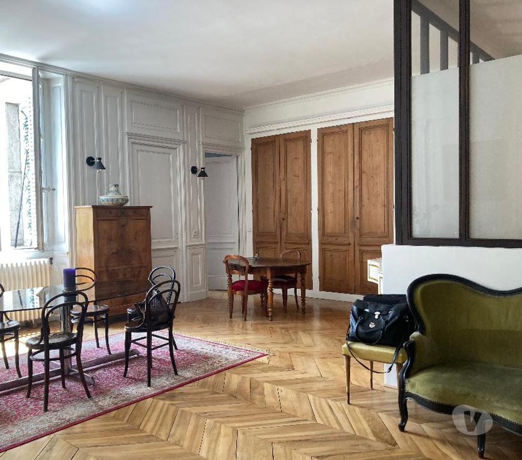 Appartements à vendre Loire St Chamond - 42400 - Photos Vivastreet Bel appartement de charme avec terrasse à 35 mn de LYON