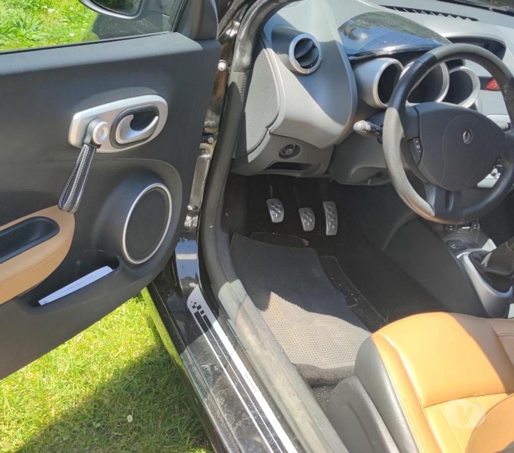 Voiture d'occasion Val-d'Oise Bernes sur Oise - 95340 - Photos Vivastreet Renault WIND 1,L6 16V Exception Toutes Options 37015Kms