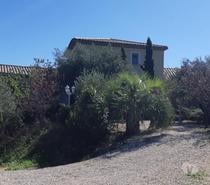 Grande villa moderne calme avec vue unique