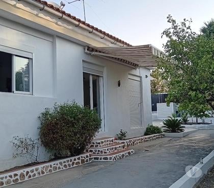 Location de vacances - Photos Vivastreet LOCATION VILLA PEDRALBA ESPAGNE dans village typique