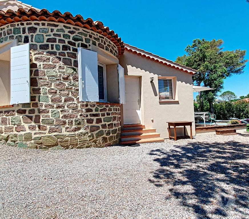 location saisonniere Var St Aygulf - 83370 - Photos Vivastreet Villa pour 6 avec piscine près mer et commerces