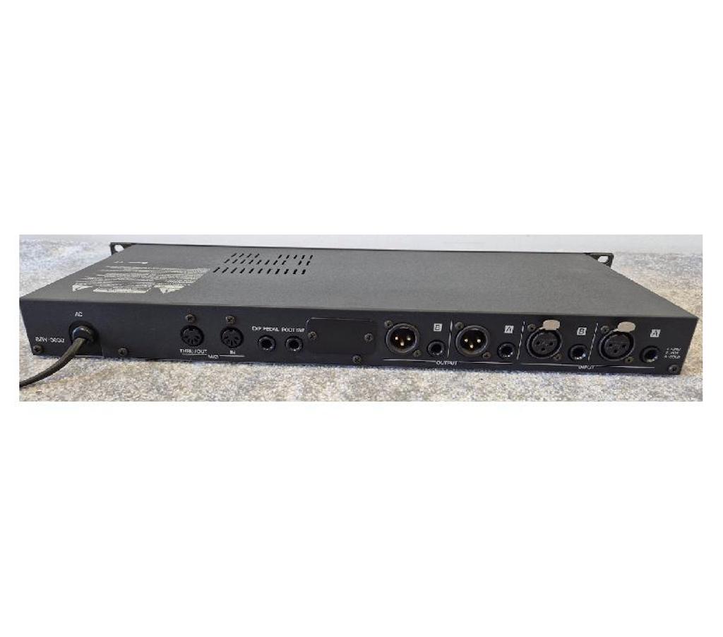Instruments de musique Bas-Rhin Mommenheim - 67670 - Photos Vivastreet ROLAND SRV330-Multieffets