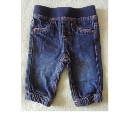Vêtements bébés La Courneuve Seine-Saint-Denis - Photos Vivastreet Joli jean pour bébé