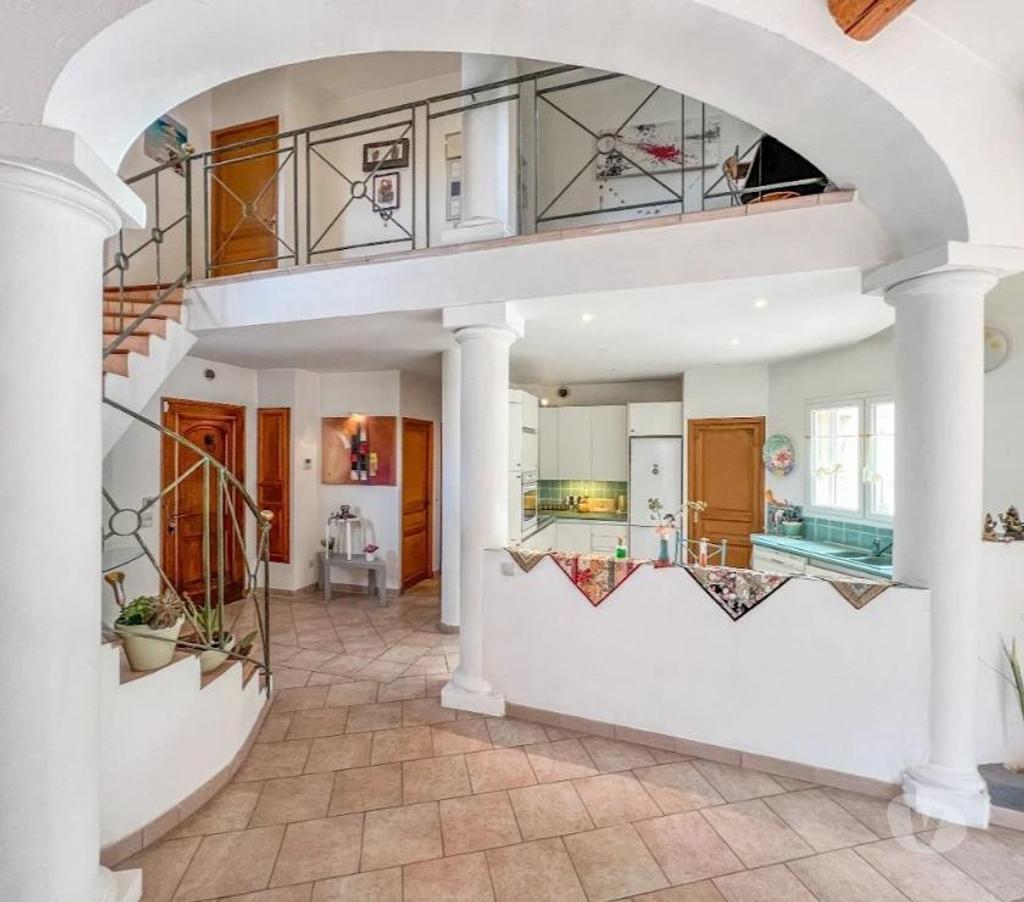 Vente Maison Bouches-du-Rhône St Esteve Janson - 13610 - Photos Vivastreet Proche d'Aix en Provence
