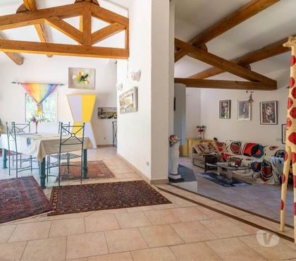 Maison à vendre St Esteve Janson Bouches-du-Rhône - Photos Vivastreet Proche d'Aix en Provence