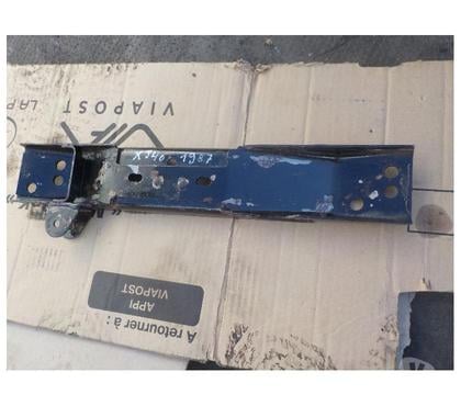 Accessoires auto & tuning Perpignan Perpignan - Photos Vivastreet palier support d arbre de transmission jaguar xj40 1987